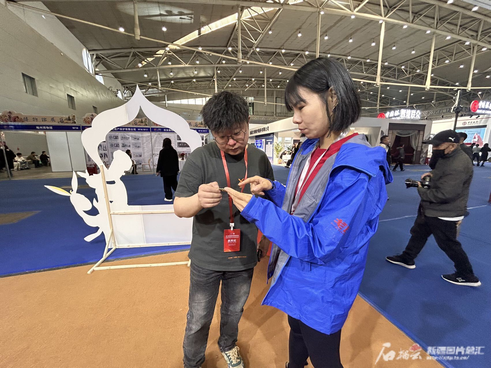 春博会上旅游企业觅商机(图1)