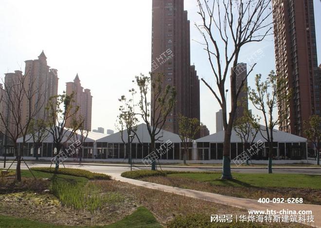 临时菜市场篷房可以根据市场的需要组合灵活布局(图1)