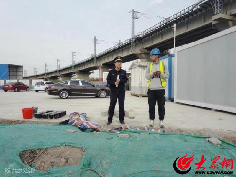 市北区开平路街道综合行政执法中队强化扬尘治理执法检查 守护蓝天白云宜居环境(图3)
