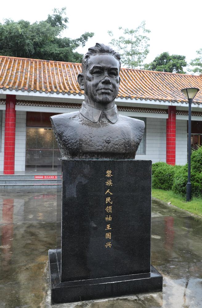 lehu国际乐虎官网铭记历史缅怀先烈｜万泉河畔产业兴五指山下日子甜——琼崖革命老区焕新颜(图2)
