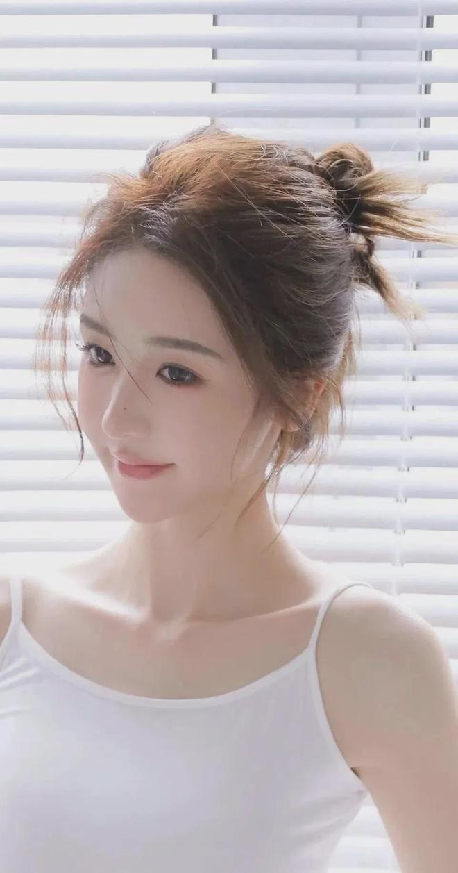 女生粉色槟榔-女生粉色槟榔下载安装版V91518-飞霸下载站(图1)
